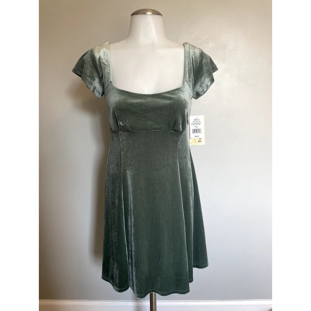 Kohl's Rewind - Dress Small - Green Velour - Cottage Fairycore